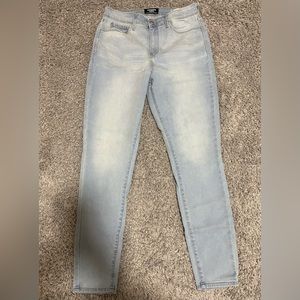 Denizen Levi Jeans
